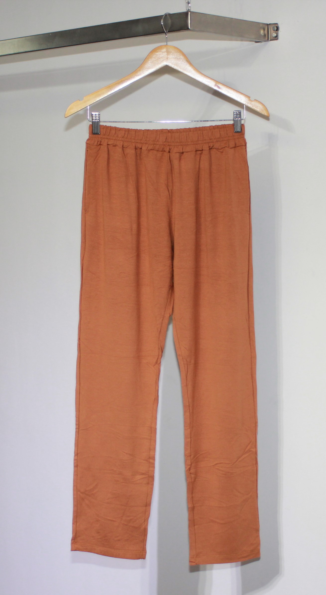 Pantalon rustico viscosa recto camel